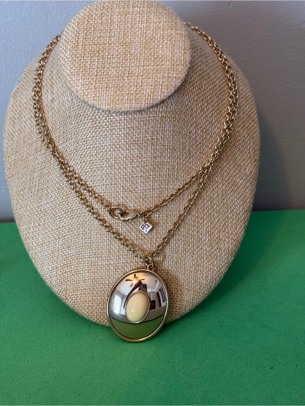 Banana Republic Gold-Tone Pendant Necklace with Cream Cabochon